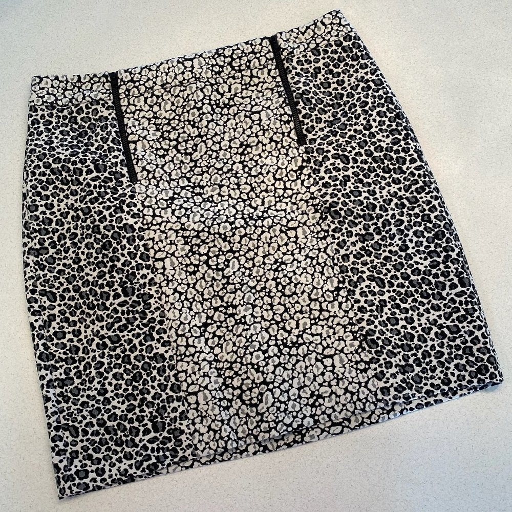 Ann Taylor Leopard Print Mini Skirt Multi Black Gray White Size 8